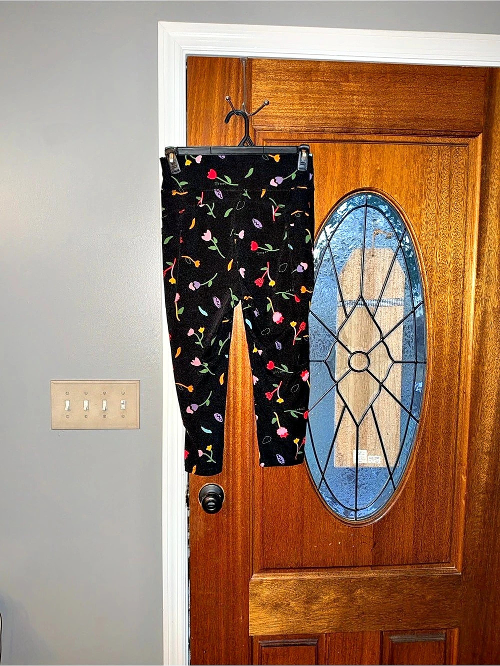 Popfit Floral Leggings in Black Size XL Like New